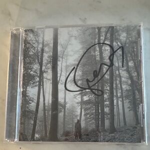 Taylor Swift Black & Gray Autographed CD Artwork